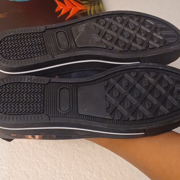 Xxxtentacion Commerative Sneakers - Picture 4 of 5